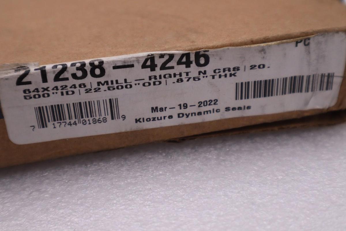 GARLOCK KLOZURE 21238-4246 OIL SEAL 20-1/2" Shaft Dia; 22-1/2" Housing Bore