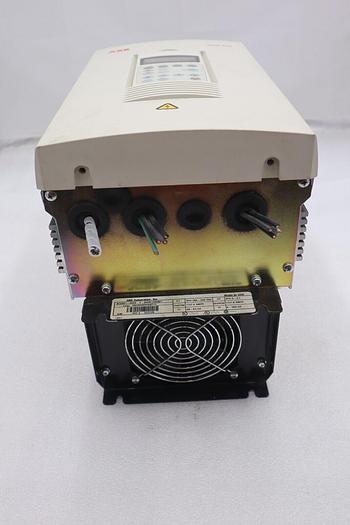Used ABB Automation ACS601-0009-4-000B1200801 Adjustable Speed AC Drive Used #606-A