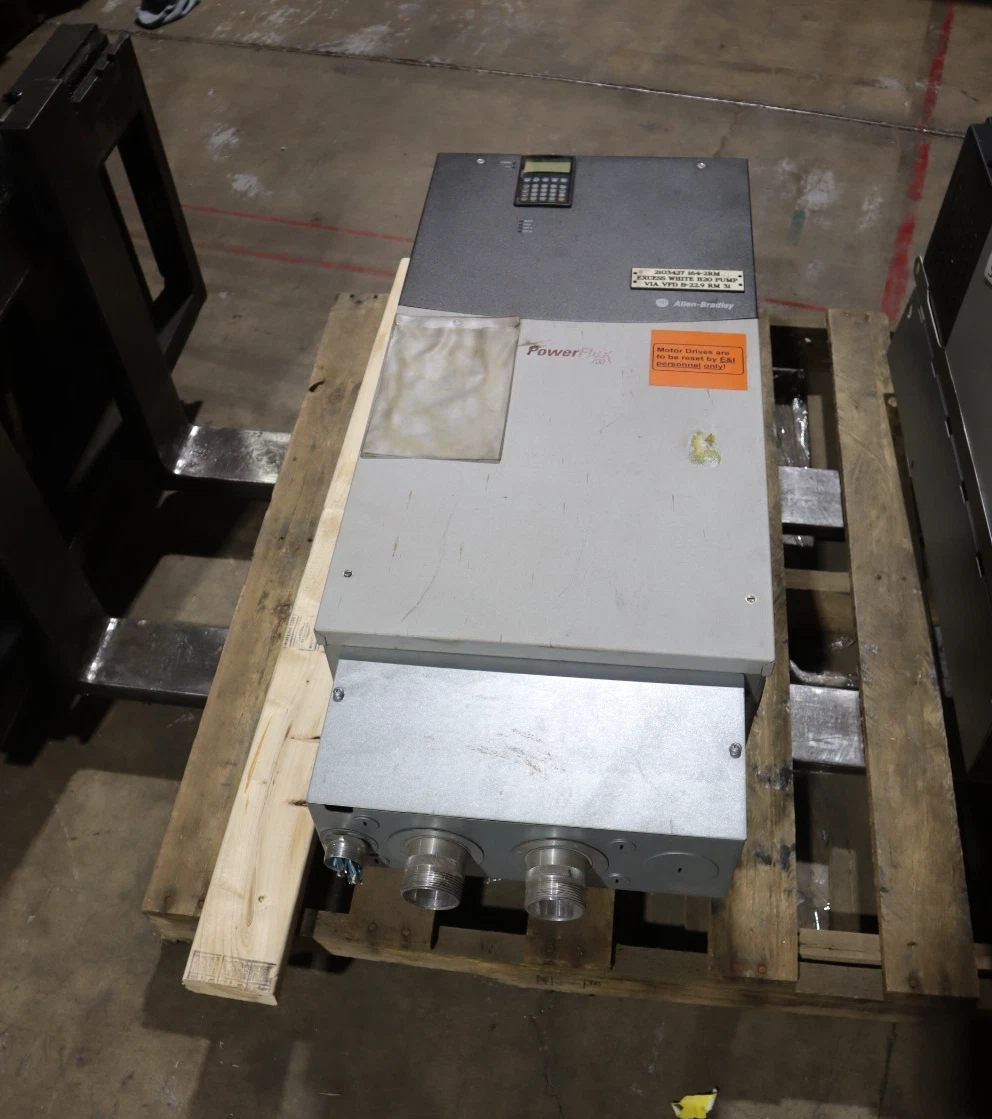 Used ALLEN BRADLEY 20BE144A3AYNANC0 POWERFLEX 700 150HP AC DRIVE - STOCK SGF-5