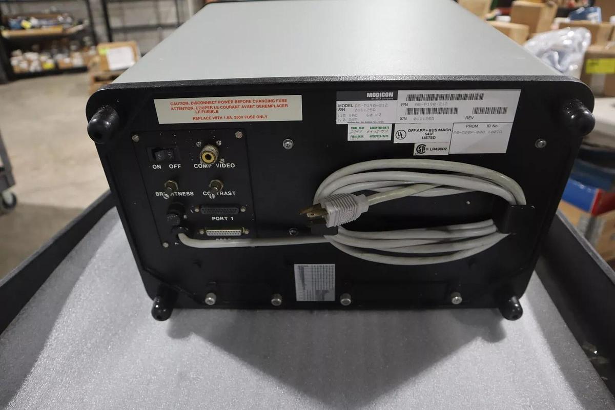 Used SCHNEIDER ELECTRIC AS-P190-212 / ASP190212 (USED) STOCK G261