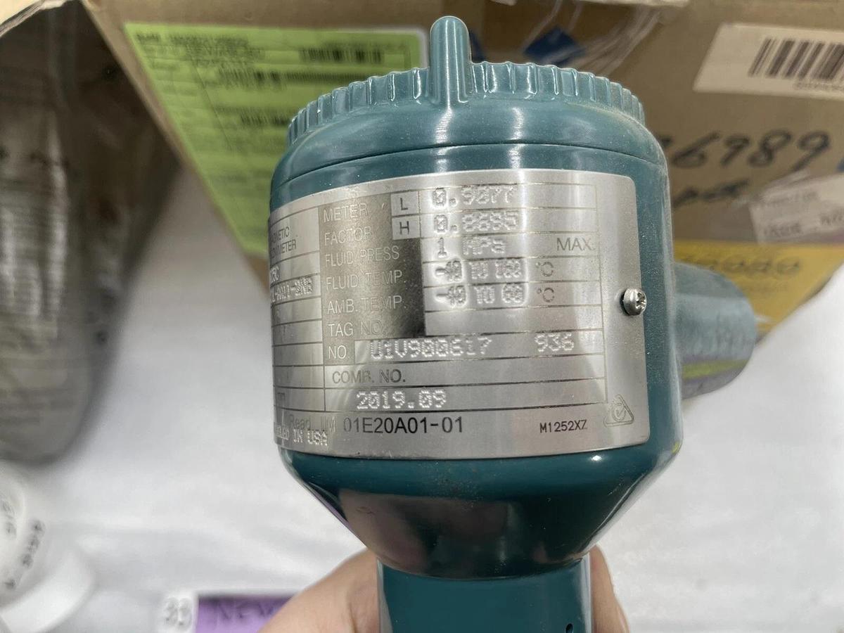 NEW YOKOGAWA axf025c-nnat1l-aa11-2nb Magnetic Flow Meter Stock 3399