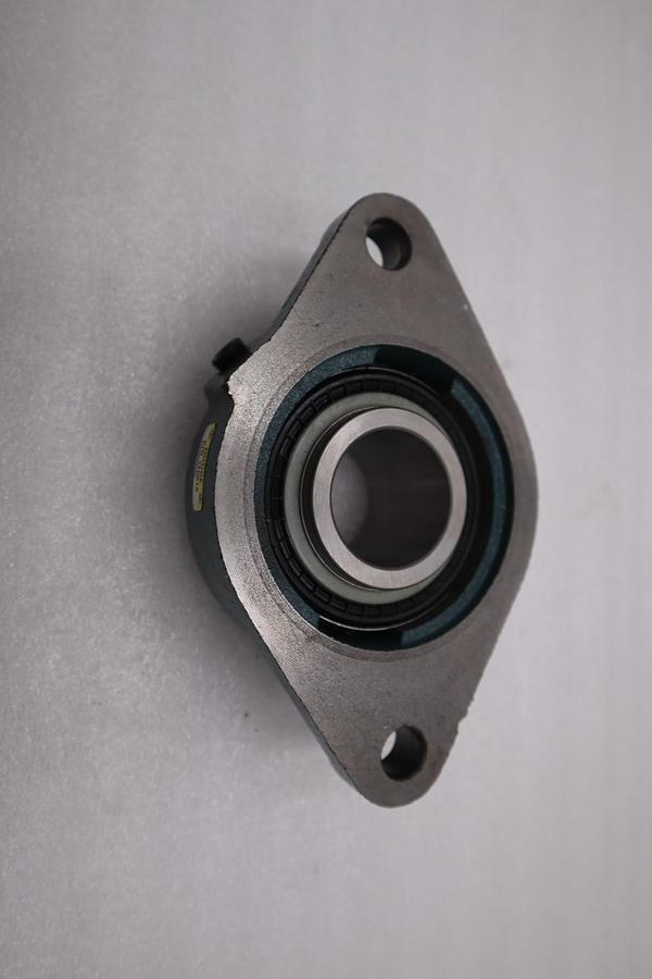 DODGE 126519 STANDARD BALL BEARING F2B-SC-106 MOD - STOCK H1492A
