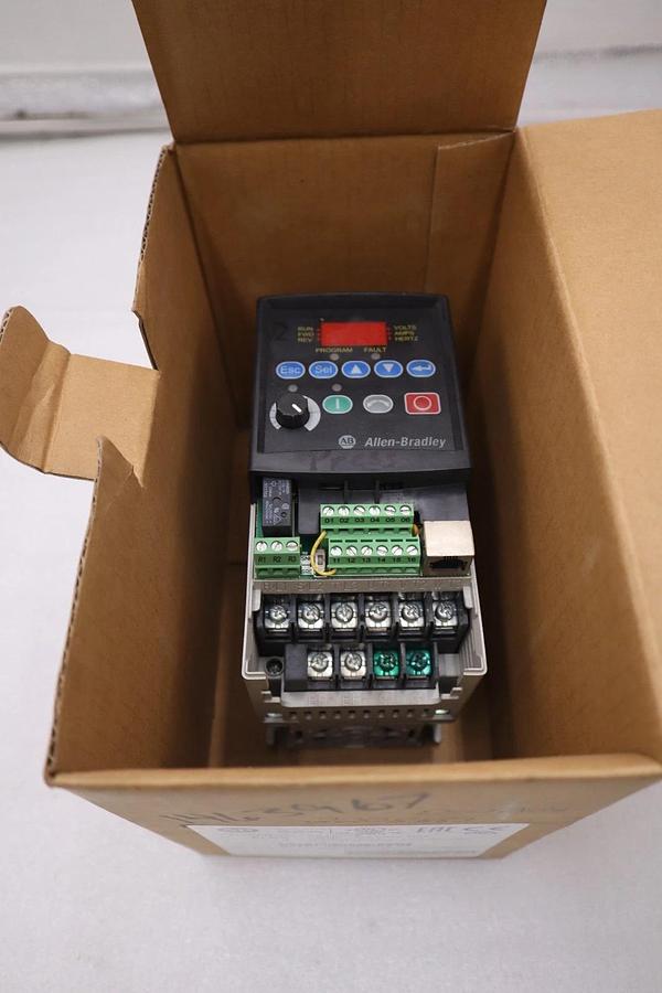 Used Allen Bradley 22A-D2P3N104 Ser A PowerFlex 4 AC Drive STOCK H118