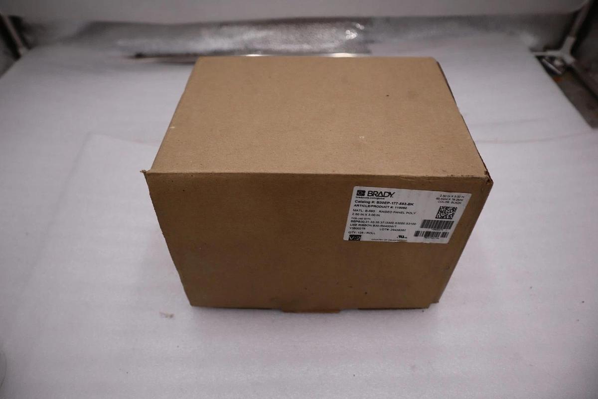 Used NEW IN BOX BRADY B30EP-177-593-BK BLACK RIBBON CARTRIDGE STOCK H370