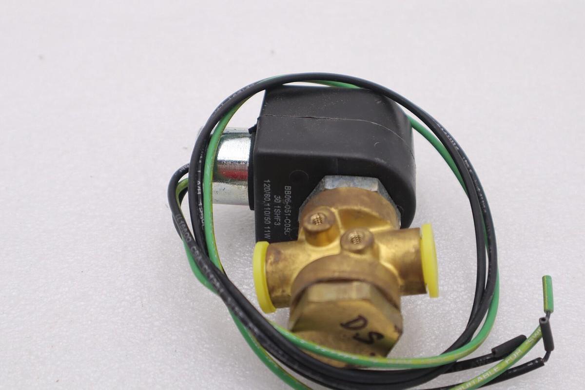 Used PARKER 04F30C2108ACF4C05 NPT 1/4 SOLENOID VALVE STOCK #K-2296