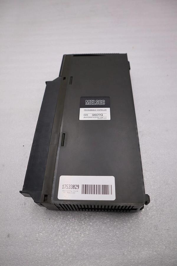 Used Mitsubishi MELSEC AY23/ BD625A946G54 Output Module STOCK 5296