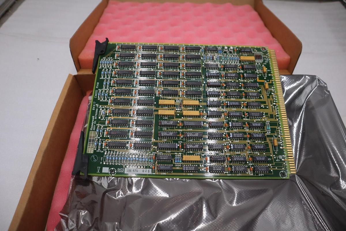 Used HONEYWELL 30752588-001 / 30752588001 (NEW WITH BOX) STOCK G631
