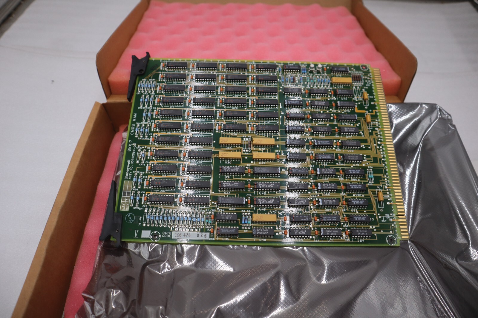 Used HONEYWELL 30752588-001 / 30752588001 (NEW WITH BOX) STOCK G631