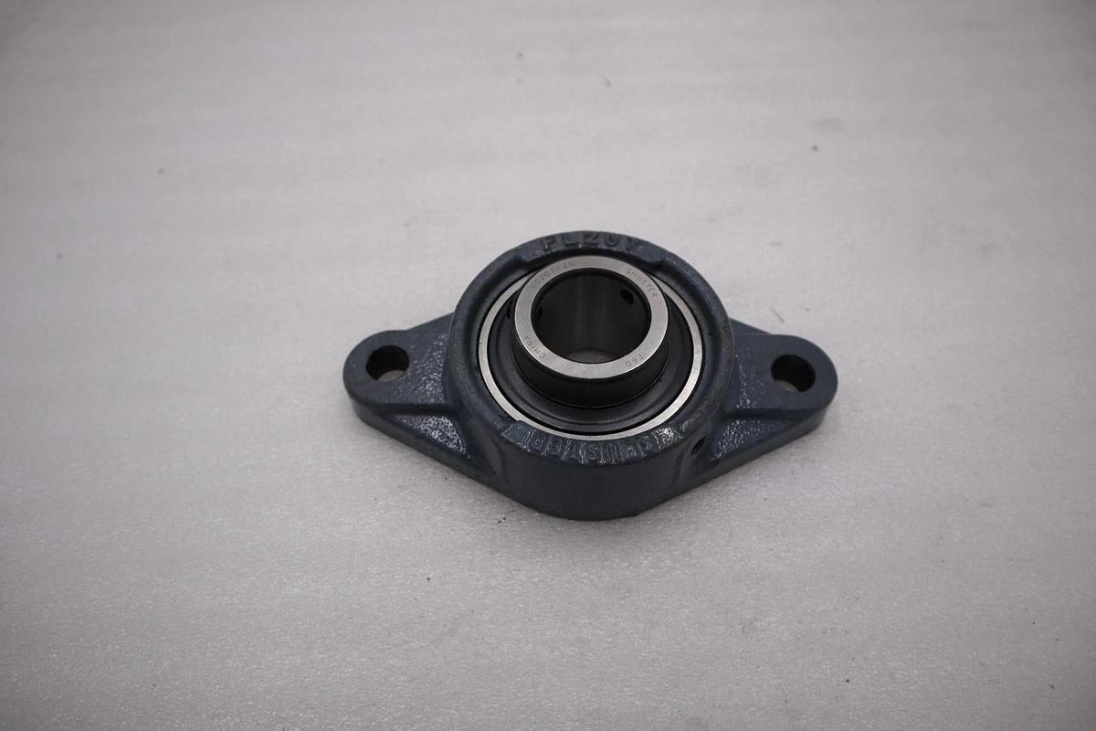 FL207 Mounted Unit UC207-20 2 Bolt Insert Ball Bearing STOCK H1317