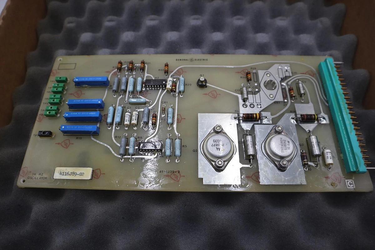 NEW IN BOX GENERAL ELECTRIC 4116J89-G2 OSCILLATOR BOARD STOCK G618