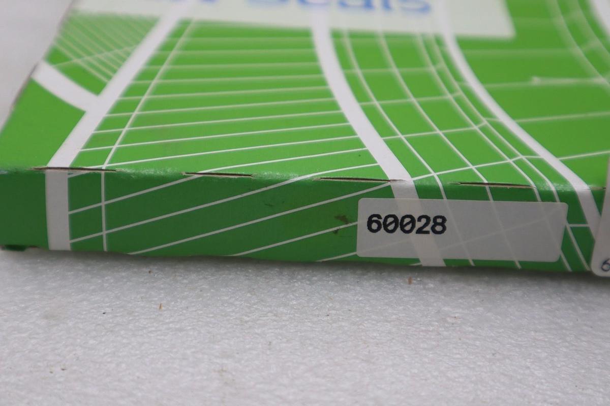 60028 - CR Seals - NEW IN BOX - STOCK GF519A
