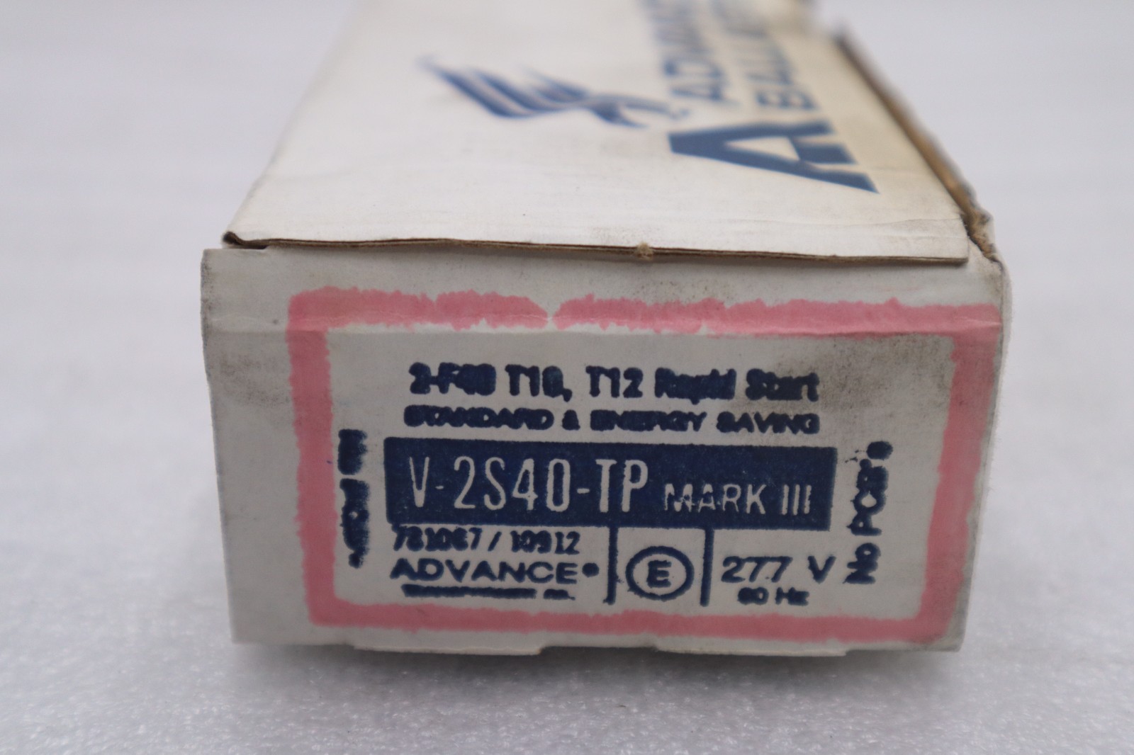 Used LOT OF 4 -- NEW Advance V-2S40-1-TP Mark III Rapid Start Ballast 277V  STK 4543