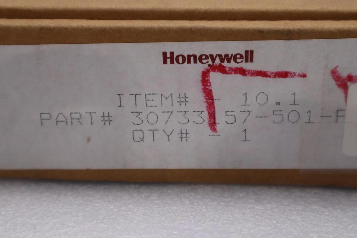 Used NEW HONEYWELL 30733157-501 INTERFACE CIRCUIT BOARD STOCK G51
