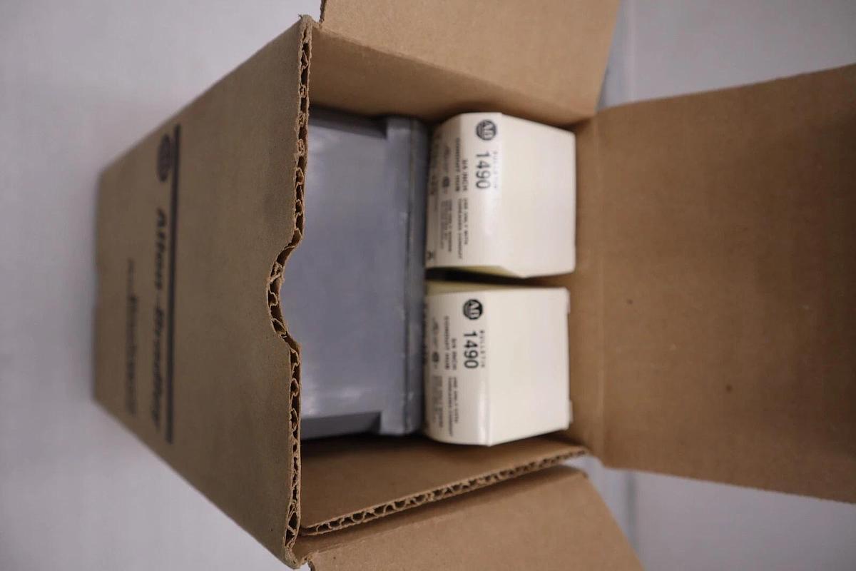 Used NEW ALLEN-BRADLEY 609-ACW 3 PHASE AC MANUAL STARTER SIZE 0 NEMA TYPE 4X #H116