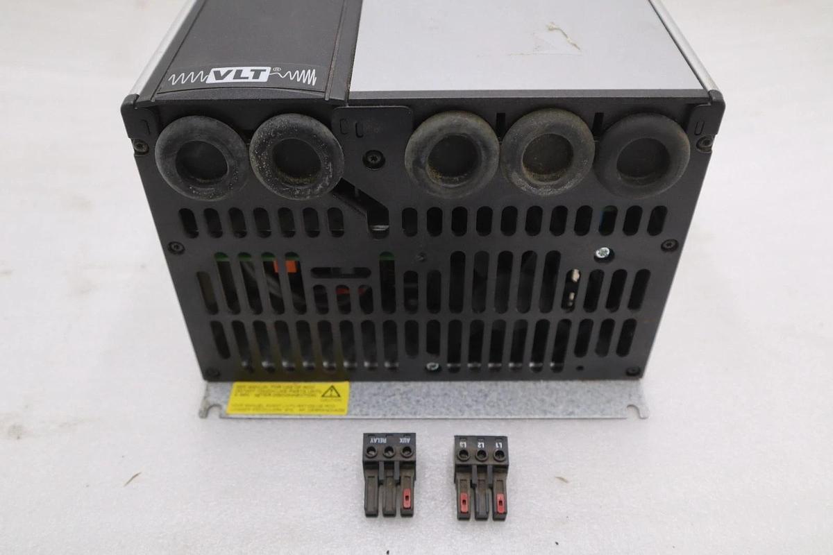 Used DANFOSS 175Z0119 VLT5001PT5C20STR3DLF00A00C0 - STOCK GF363