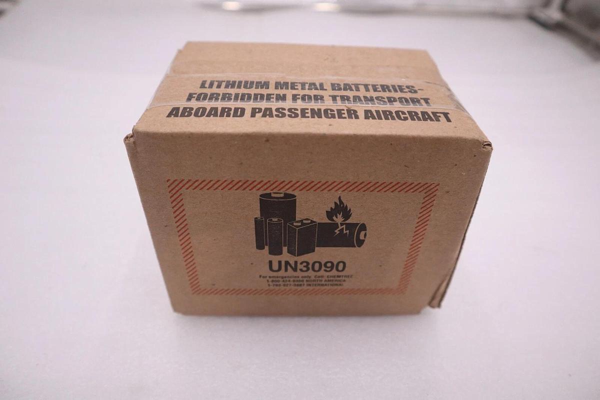 Streamlight 3V CR123A Lithium Batteries (2 Pack) 85175 (BOX OF 12) STOCK G524A