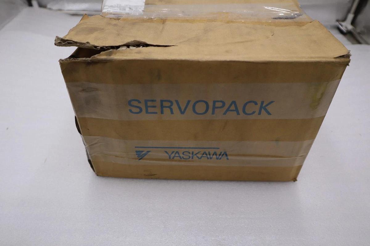YASKAWA ELECTRIC SGDV-5R4D11A002000 SERVO DRIVE NEW IN BOX STOCK H134