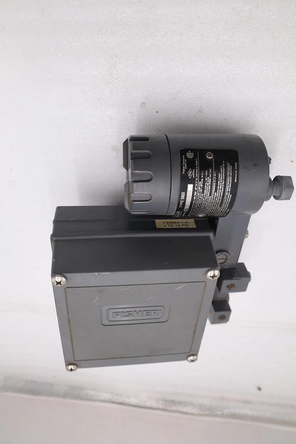 Fisher FS3582-1-A Valve Positioner 3582 NEW UNIT STOCK CC162