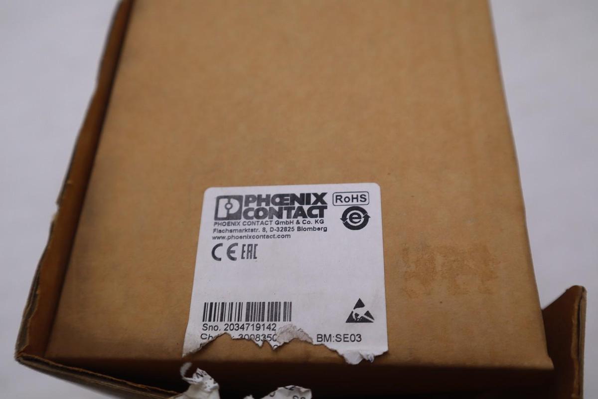 Used PHOENIX CONTACT FL SWITCH STOCK #2081B