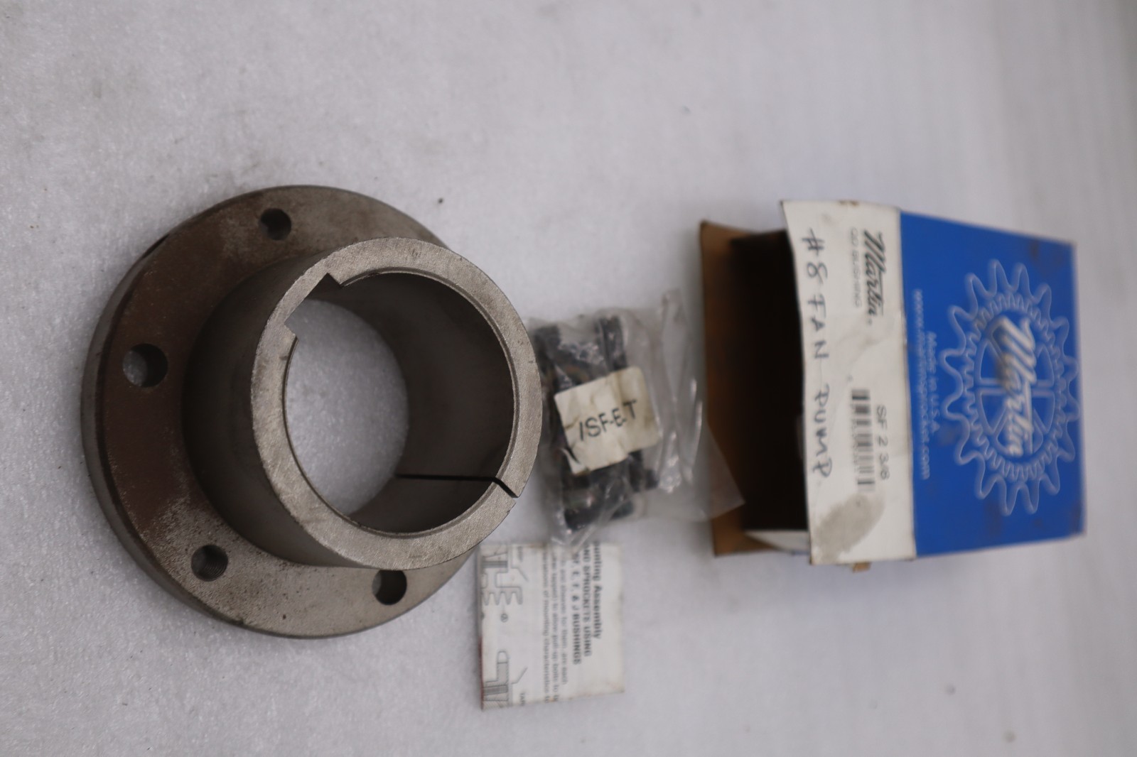 Used LOT OF 5 NEW OPEN BOX Martin SF 2 3/8 Bushing  SF2-3/8 STOCK K3241CC