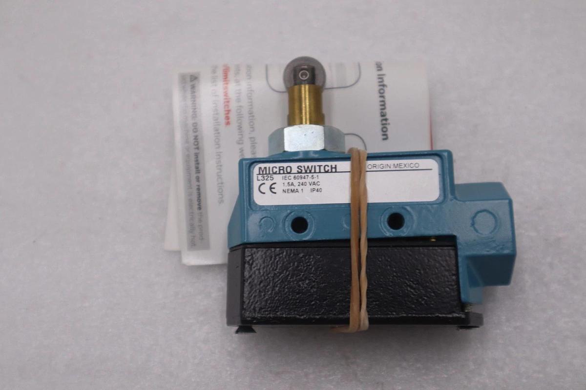 Used HONEYWELL BZE6-2RQ8 MICRO SWITCH NEW IN BOX STOCK G-134B