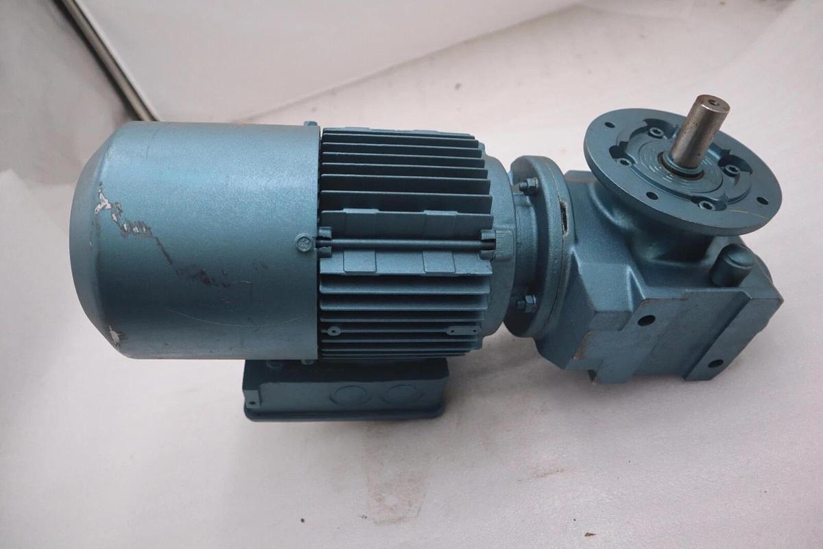 SEW EURODRIVE 890235825.00.00.001 / DFT71C4BM605HR STOCK #M-15