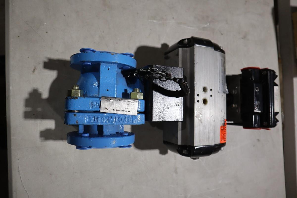 Used Flowserve Automax NXCLU2M1-18-00200 Positioner Actuator Ball Valve STOCK 5007A
