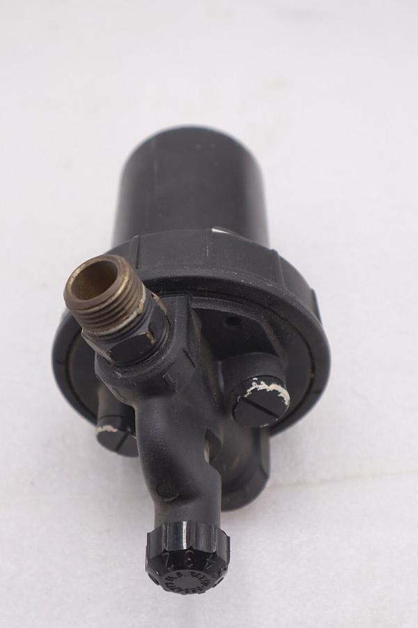 Used Watts Fludair L606-04W M9 Lubricator 250 PSI Serial 9612 New Open Box #3685