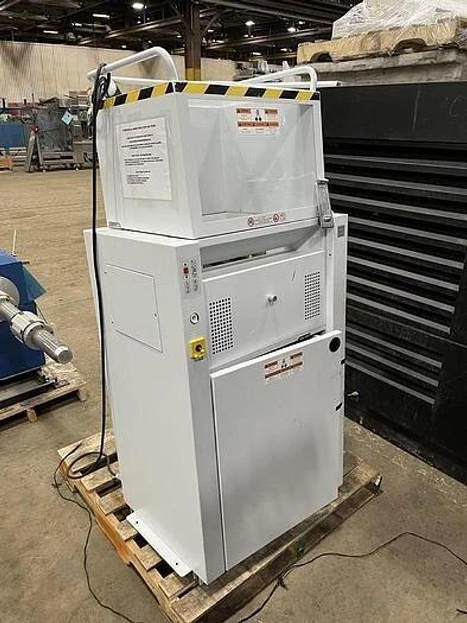 Used DESTROYIT 4605 SHREDDER P3 SECURITY LEVEL