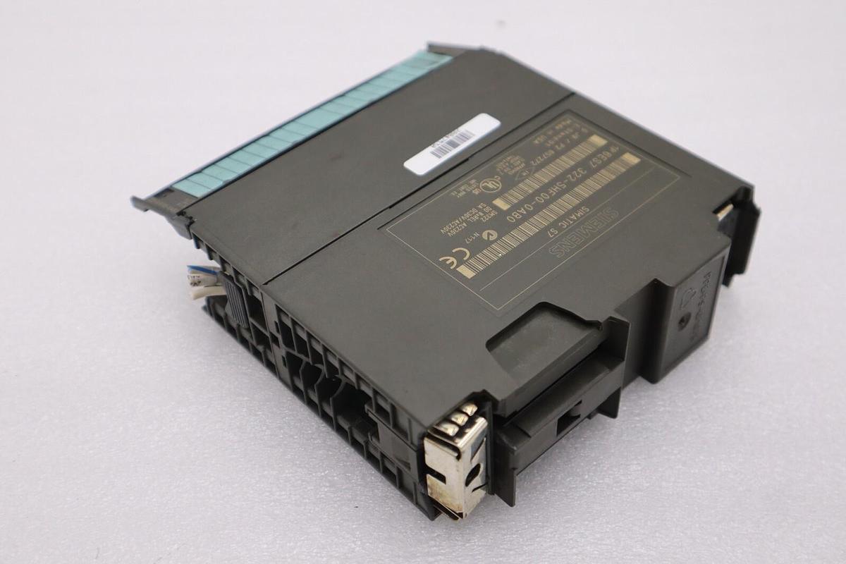 Used SIEMENS 6ES7 322-5HF00-0AB0 Output PLC Module STOCK K-672-C