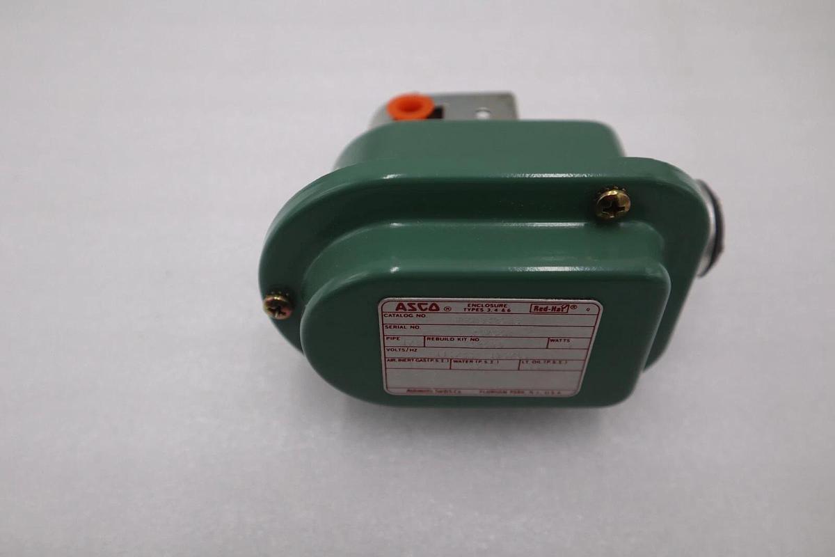 Used NEW ASCO WPKP8320B3 3-Way  SOLENOID VALVE 120VDC 1/8 STOCK