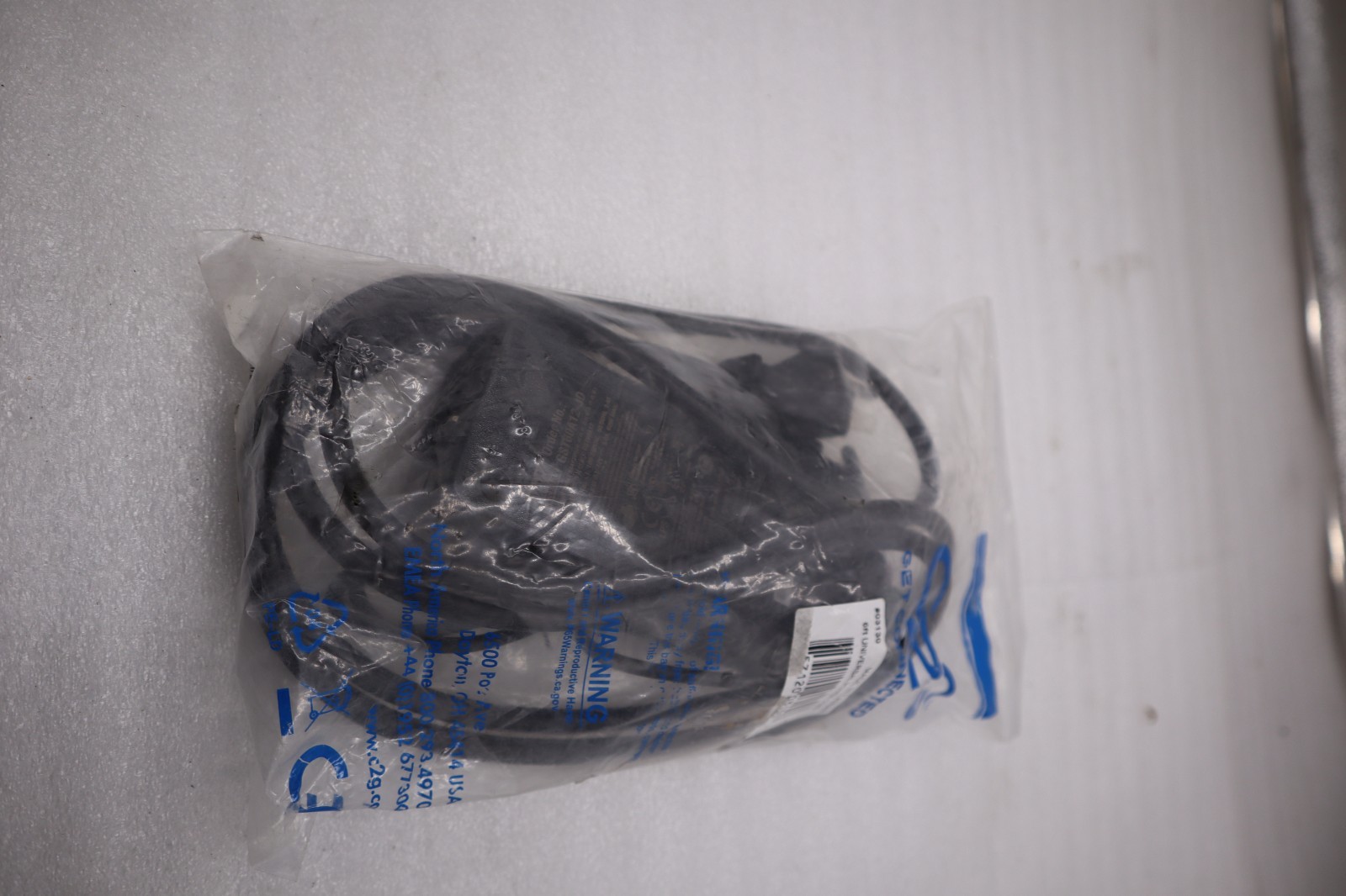 C2G 03130 Universal Power Cord Replacement Cable NEW STOCK H1464A