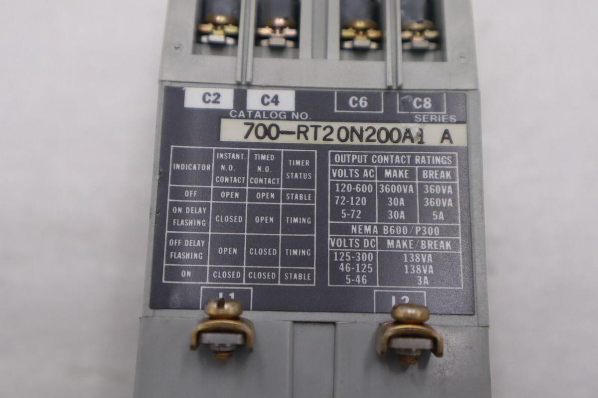 Used ALLEN BRADLEY 700-RT20N200A1 SERIES B STOCK 5517