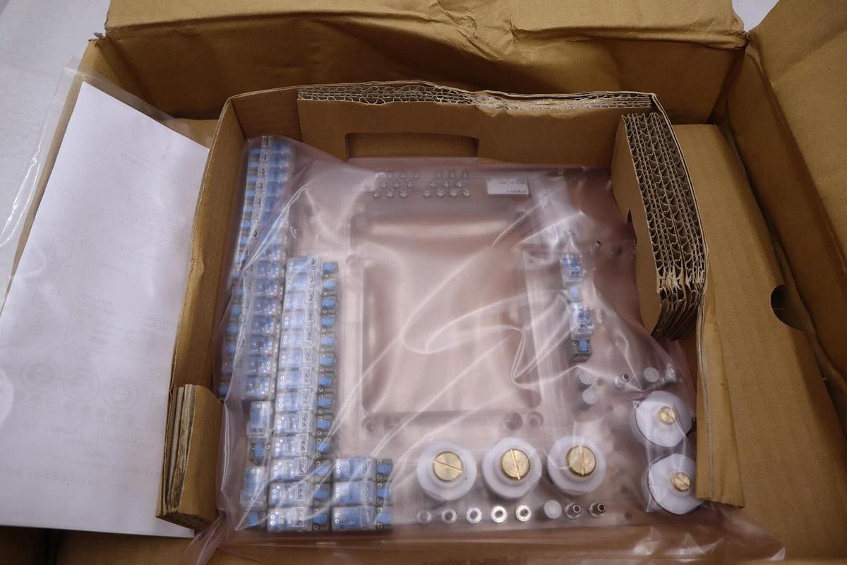 NEW SMC AXTM0291-A Manifold STOCK S-318