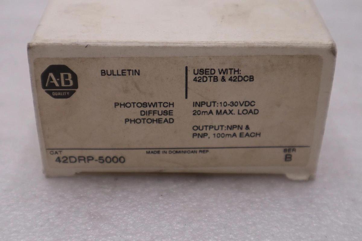 Used ALLEN BRADLEY 42DRP-5000 / 42DRP5000 PHOTOSWITCH DIFFUSE PHOTOHEAD NEW IN BOX