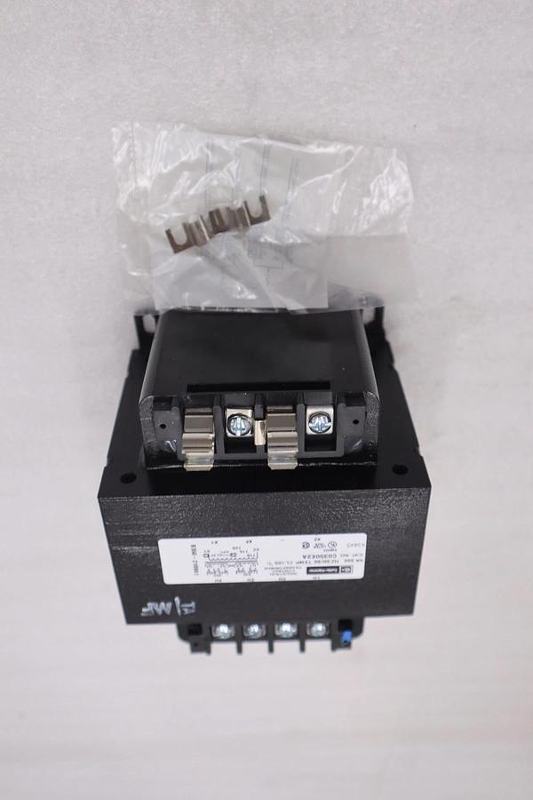 CUTLER-HAMMER INDUSTRIAL CONTROL TRANSFORMER 350VA C0350E2A NEW STOCK 844B