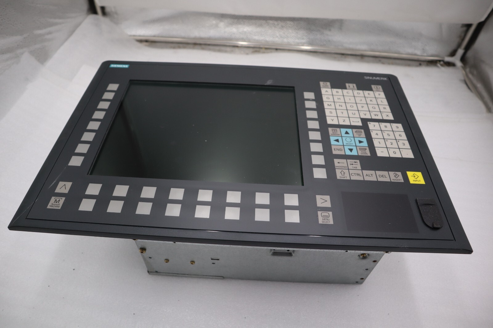 Used Siemens SINUMERIK 6FC5210-0DF24-2AA0 PCU 70, 1,2GHz STOCK 1383C