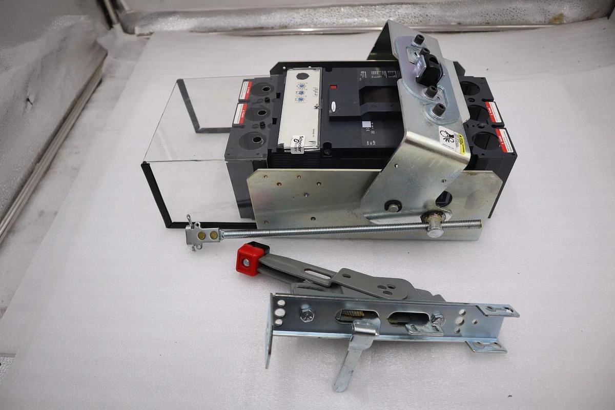 Used SQUARE D POWERPACT LJL36400U31XLY CIRCUIT BREAKER 400AMP STOCK H1720