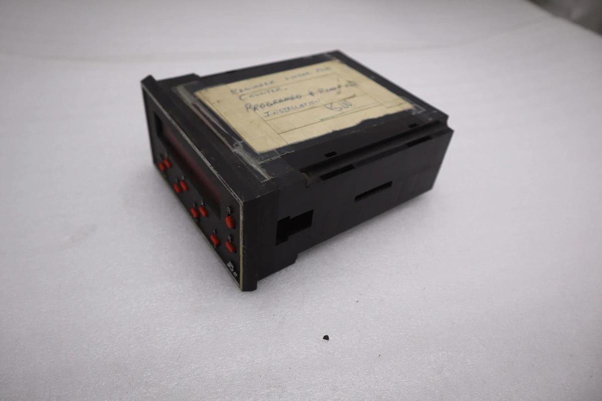 Used Red Lion Controls GEM 1 6 Digit Digital Counter STOCK L209CC