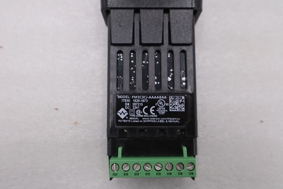 Used WATLOW TEMPERATURE CONTROLLER 1620-1673 / PM3C3CJ-AAAABAA NEW IN BOX STOCK 617D