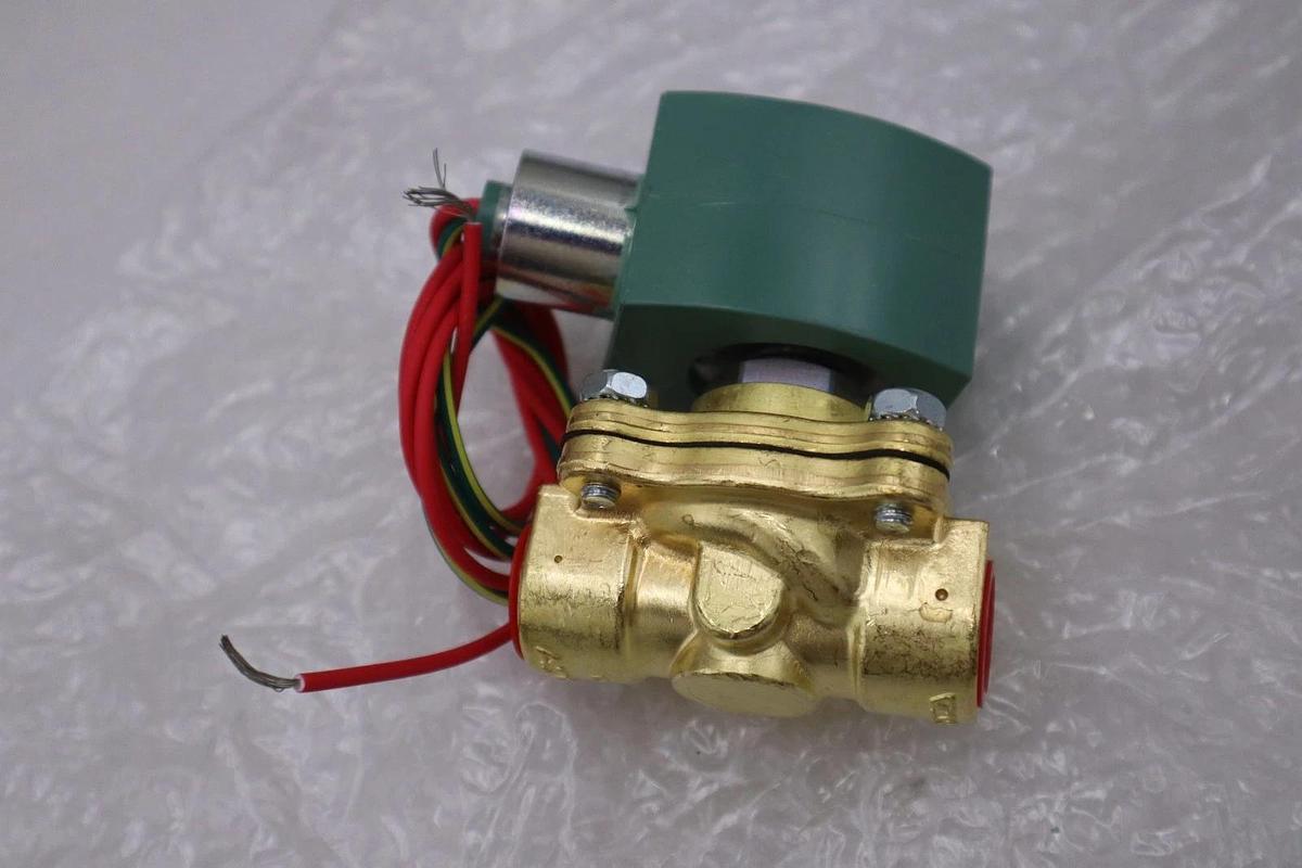 Used ASCO 8210G094 110/120V 150PSI 2-WAY SOLENOID VALVE - STOCK GF526A
