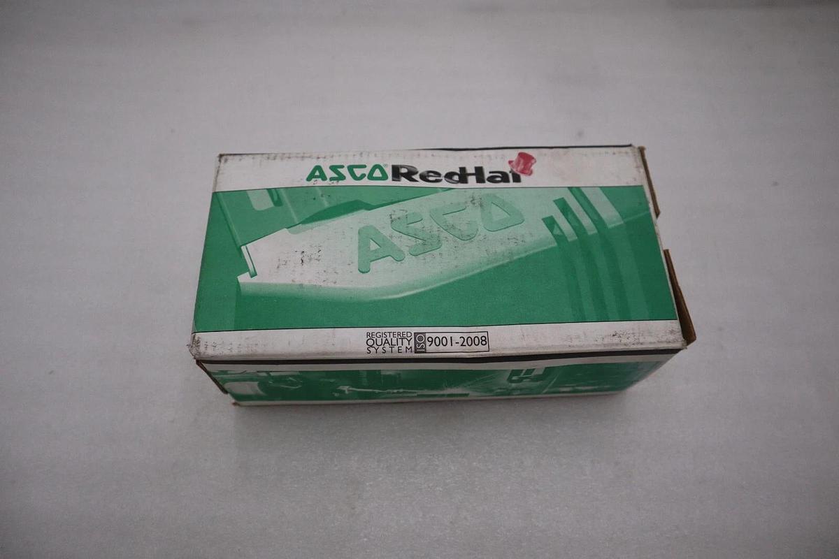 NEW IN BOX ASCO RED HAT 8210G026 120V 300PSI 3/4" NSMP STOCK H19