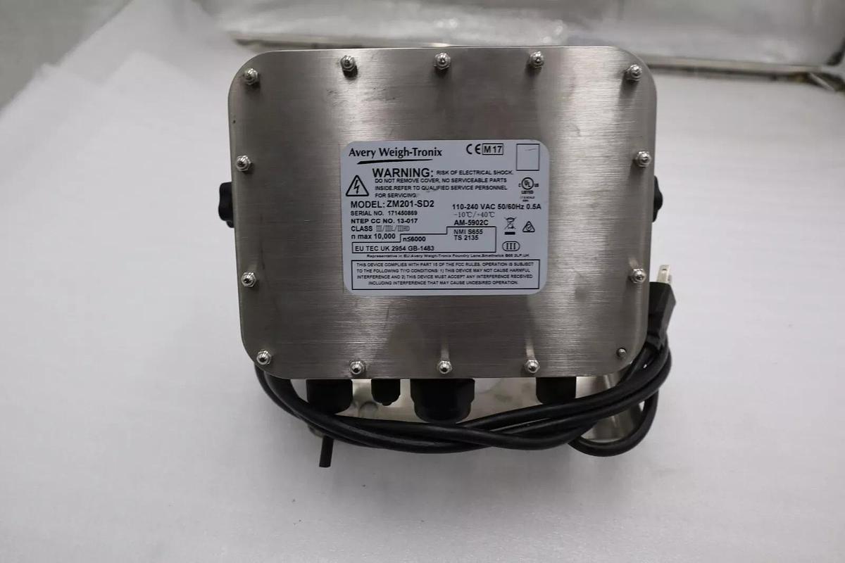 Used AVERY WEIGH-TRONIX ITW ZM201-SD2 / ZM201SD2 (USED) SCALE OUTUT STOCK 3036-A
