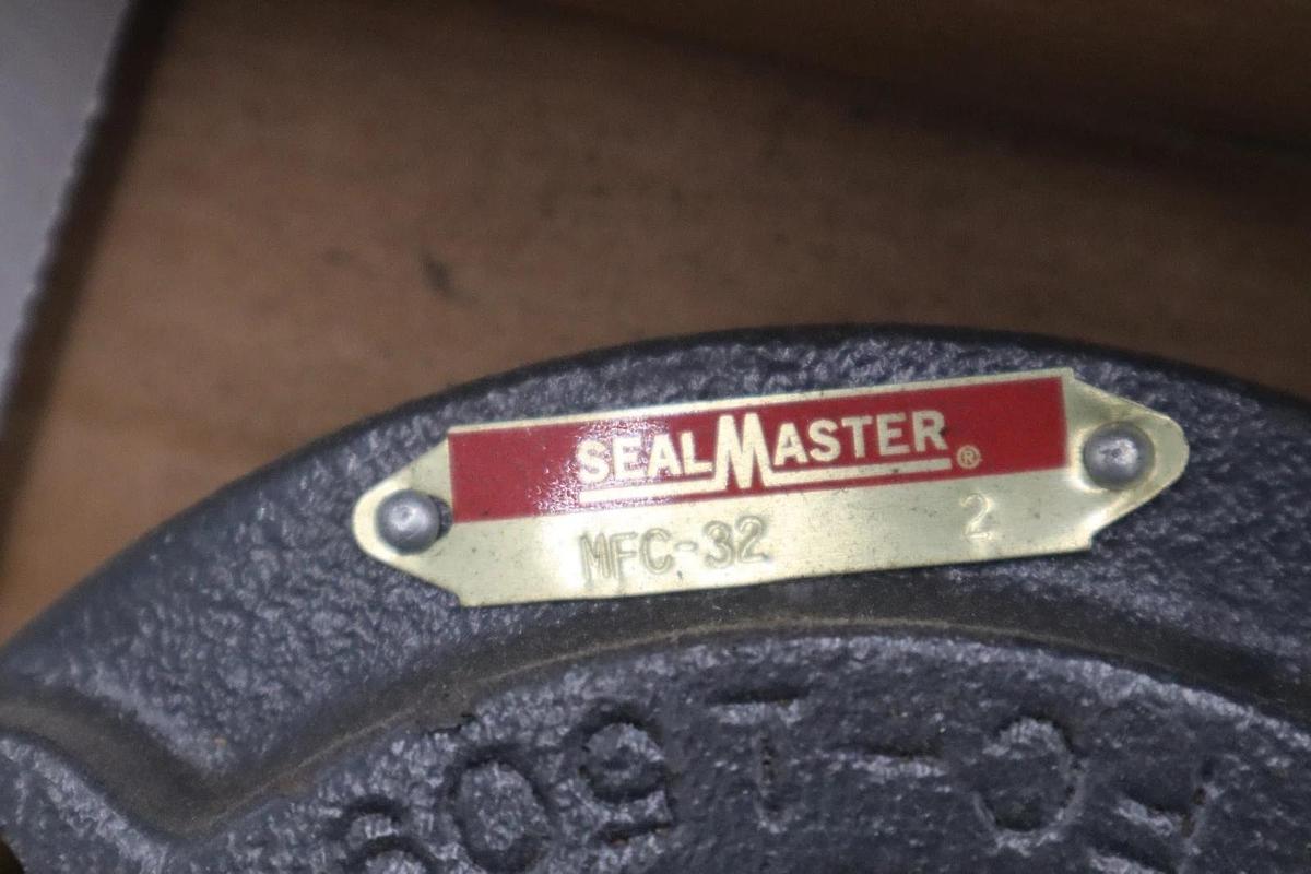 REGAL REXNORD MFC-32 / MFC32 (NEW IN BOX) SEALMASTER BEARING STOCK CC78