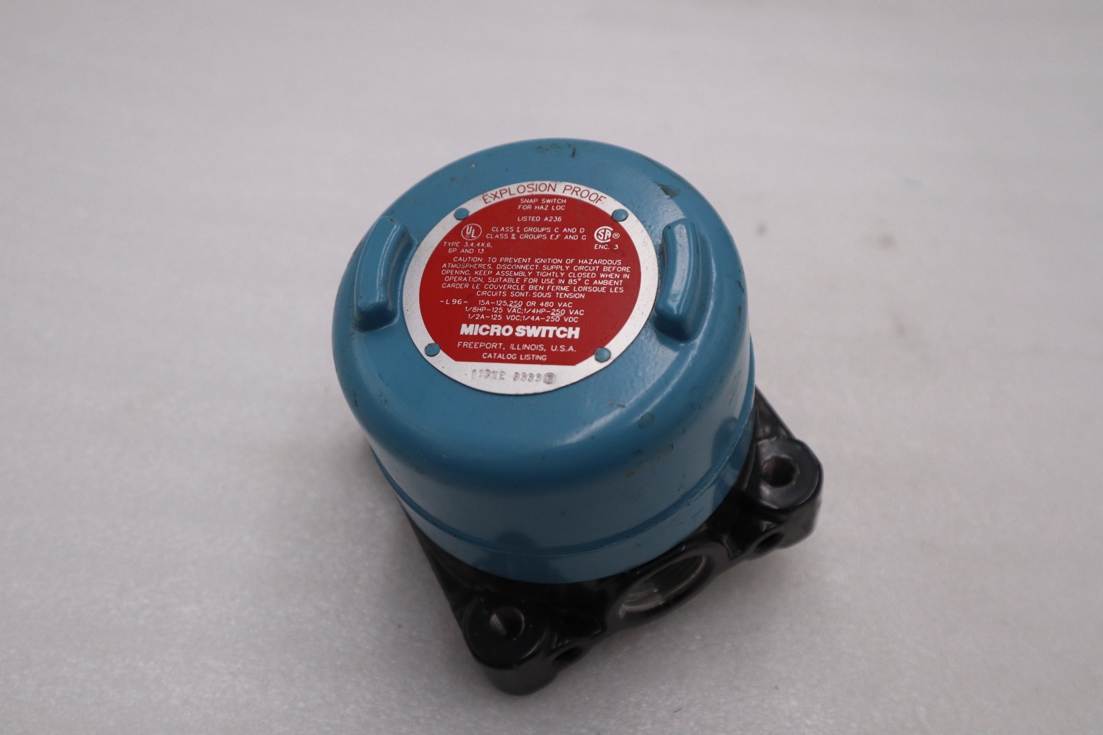 Used New Honeywell Micro Switch 11CX2 9333 Explosion Proof Precision Limit Switch