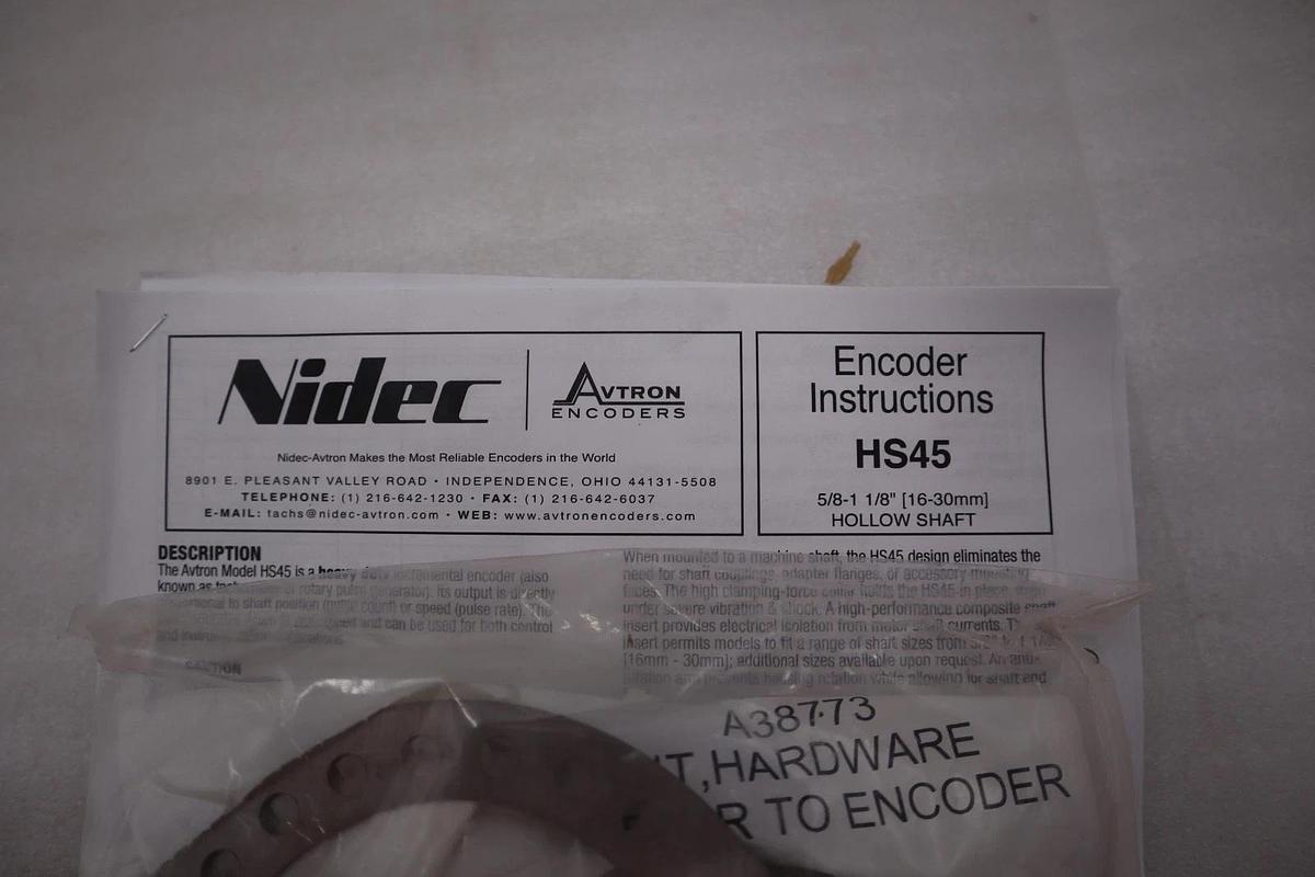 Used AVTRON HS45 / HS45FAYAY8SUA00 INCREMENTAL ENCODER NEW IN BOX STOCK SGF-153