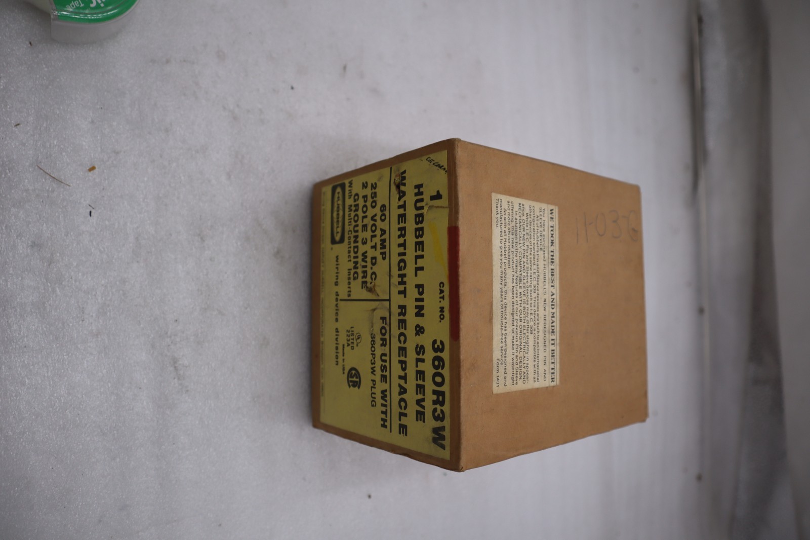 HUBBELL 360R3W PIN & SLEEVE RECEPTACLE 60A 250VDC - STOCK 2710A