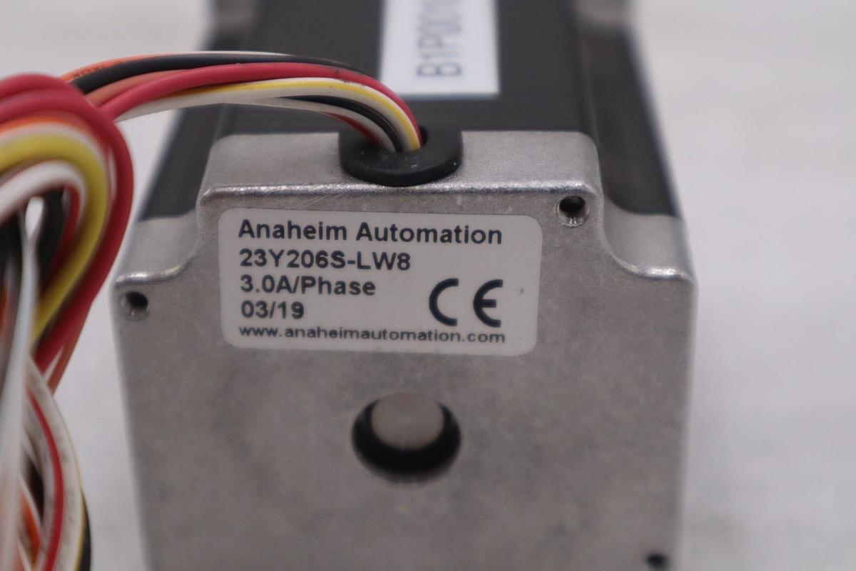 Used NEW OPEN BOX Anaheim Automation 23Y206S-LW8 Stepper Motors STK 3275A