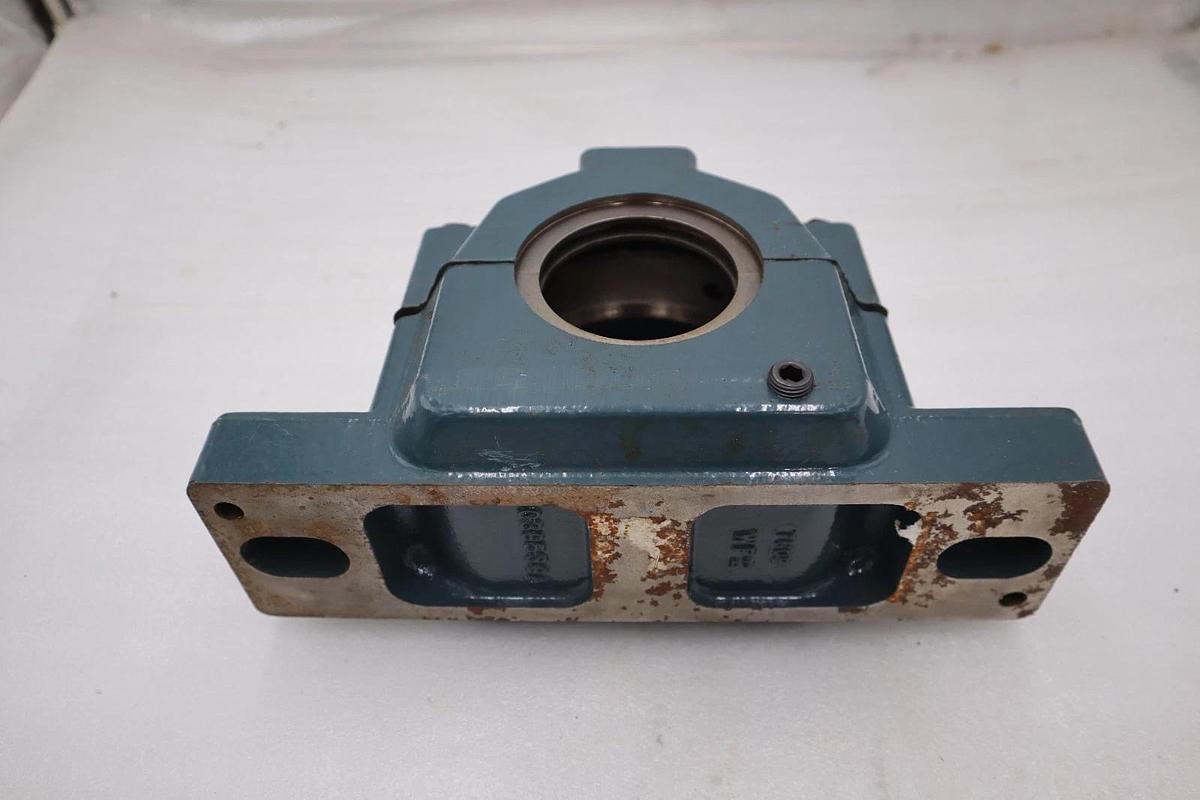 Used NEW Dodge 044003 Series 515 Pillow Block Bearing Housing STOCK H921A