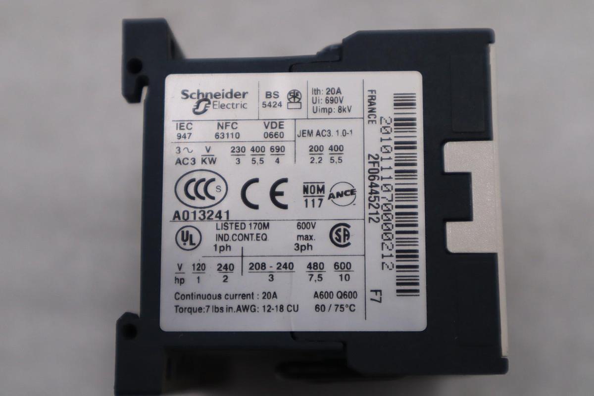 Used LC2K1201F7 NEW Schneider Reversing contactor STK GF194A